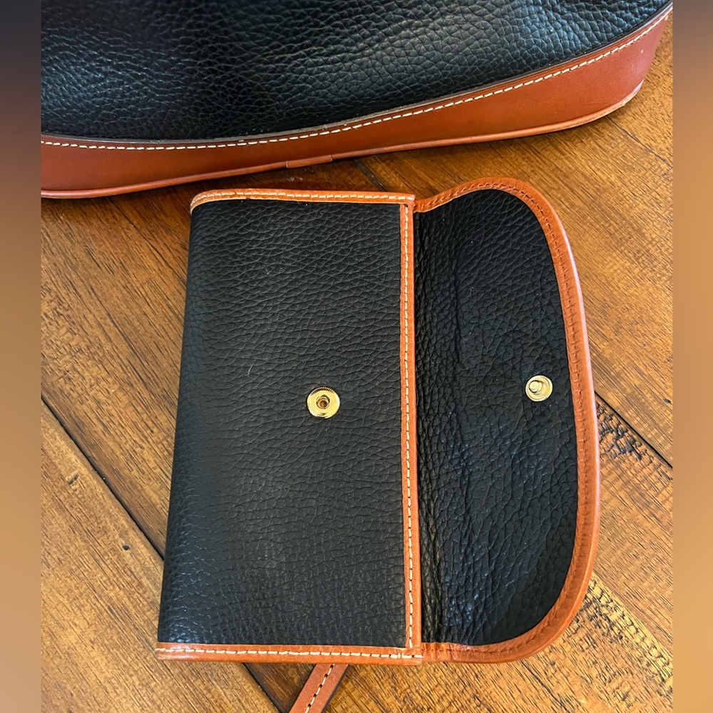 Dooney & Bourke | Satchel & Wallet Pair - Picture 5 of 11